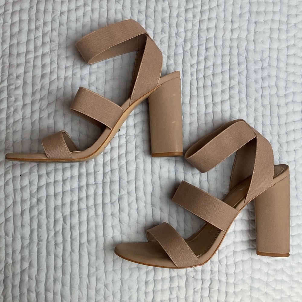 Gianni Bini banded strap heel sandals